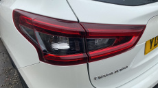 Nissan Qashqai 1.2 DiG-T N-Connecta 5dr Petrol Hatchback